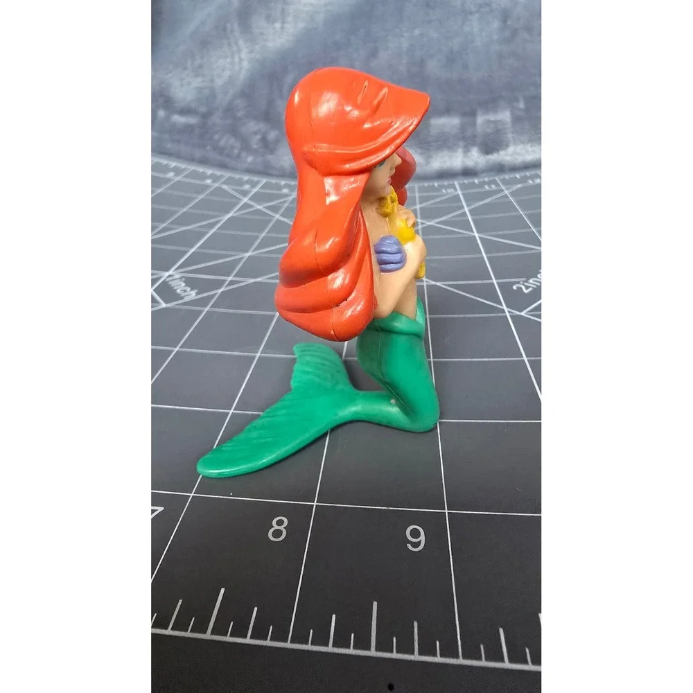 Disney The Little Mermaid Ariel PVC Figure Vintage Cake Topper Seahorse 3 inch